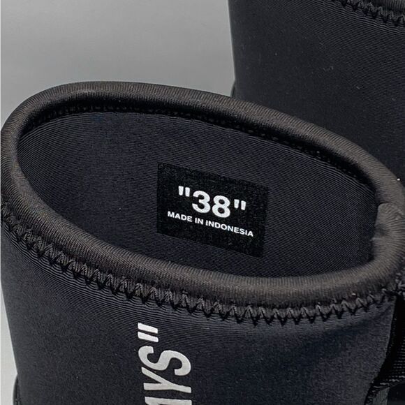 Off-White Sponge Rubber Rain Boots size 38 - Picture 8 of 11